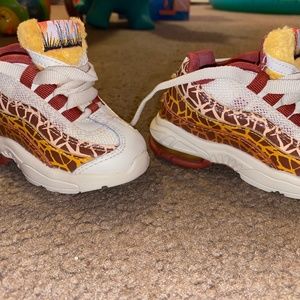 Giraffe nike